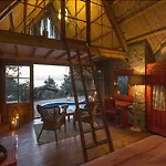 Nautical فندق