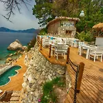 Hotel Nautical 4*