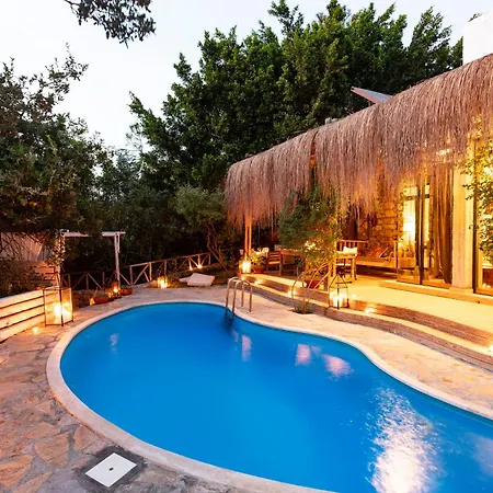 ホテル ナウティカル 4*