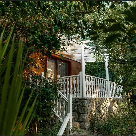 Szálloda Nautical 4*