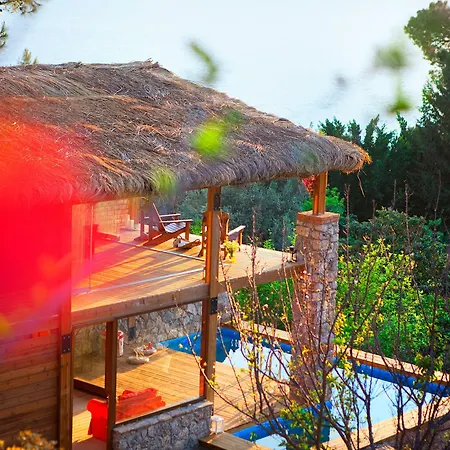 Nautical Otel 4*