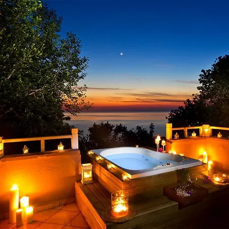 Hotel Nautical 4*